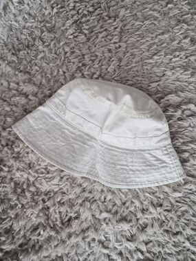 H&M White Cotton Bucket Hat - Size S/54